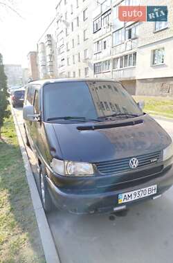 Минивэн Volkswagen Transporter 2001 в 