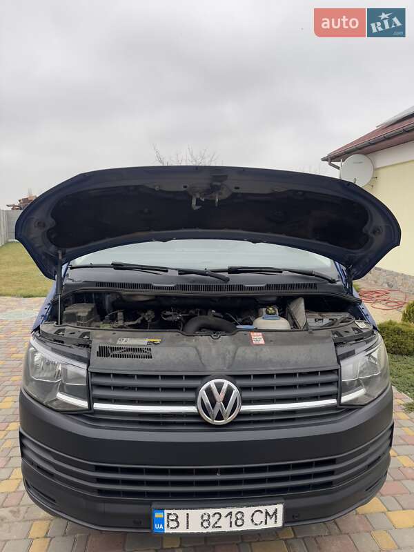 Минивэн Volkswagen Transporter 2015 в Полтаве