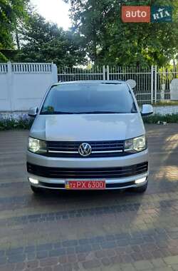 Минивэн Volkswagen Transporter 2016 в 