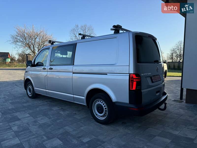 Вантажний фургон Volkswagen Transporter 2020 в Любомлі