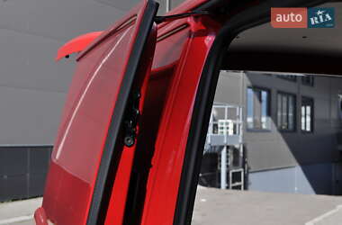 Вантажний фургон Volkswagen Transporter 2021 в 