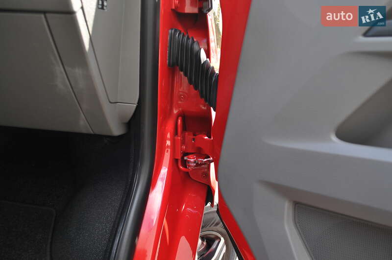 Грузовой фургон Volkswagen Transporter 2021 в Киеве фото 47 Грузовой фургон Volkswagen Transporter 2021 в Киеве