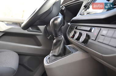 Вантажний фургон Volkswagen Transporter 2021 в 