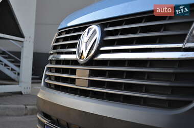 Грузовой фургон Volkswagen Transporter 2021 в 