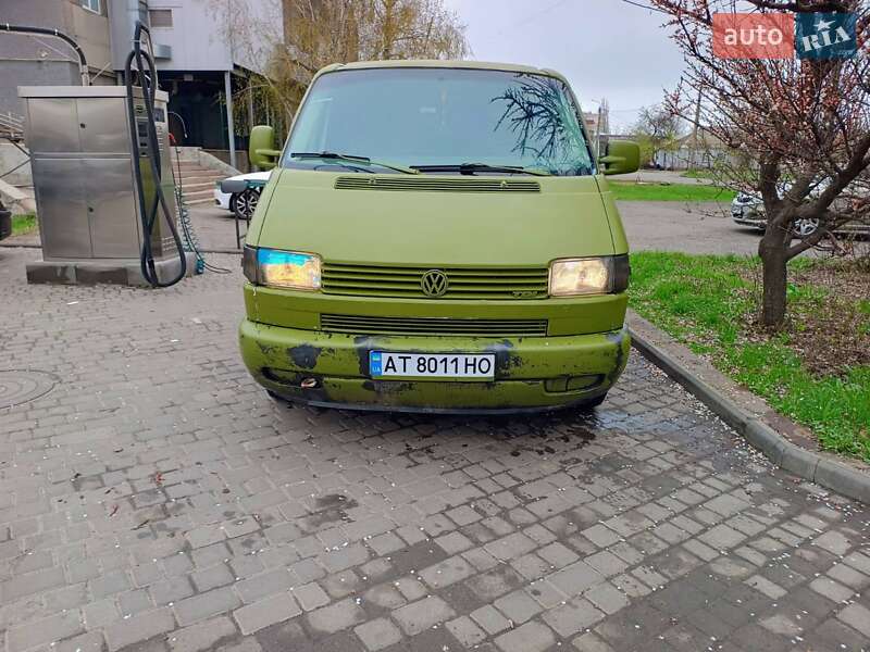 Минивэн Volkswagen Transporter 1998 в 