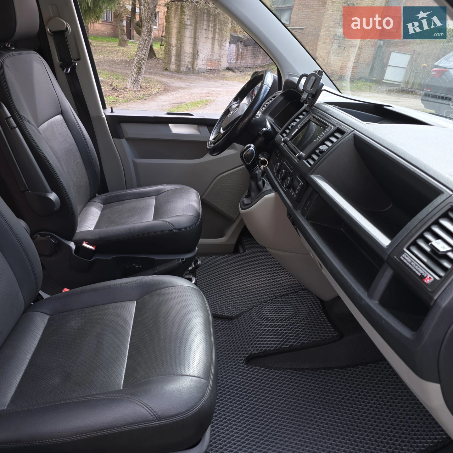 2019 Volkswagen Transporter - мініатюра 48