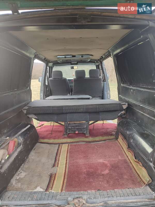 Минивэн Volkswagen Transporter 1998 в Залещиках