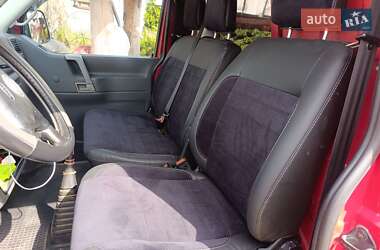 Грузовой фургон Volkswagen Transporter 2001 в 