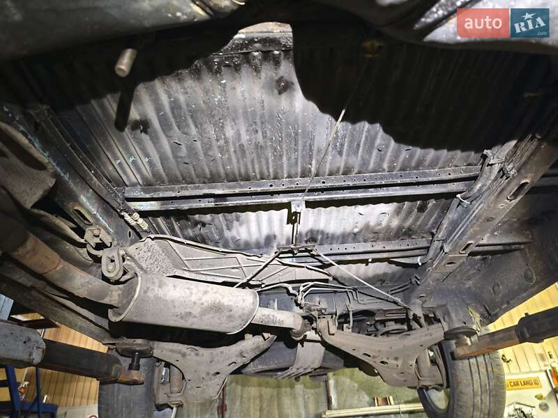 Минивэн Volkswagen Transporter 2001 в Киеве