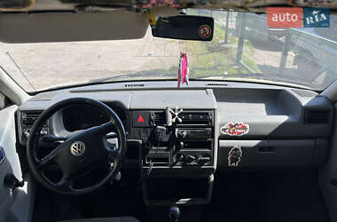 Минивэн Volkswagen Transporter 2001 в 