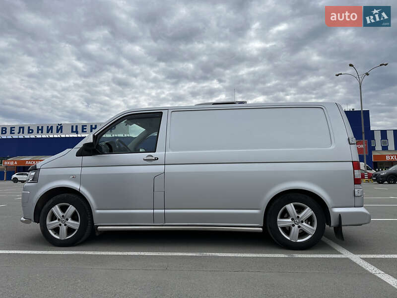 Рефрижератор Volkswagen Transporter 2013 в Каменец-Подольском