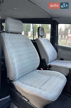 Минивэн Volkswagen Transporter 2000 в 