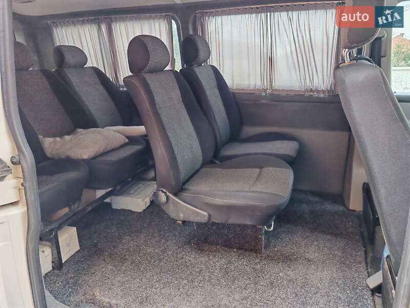 Минивэн Volkswagen Transporter 2007 в Ужгороде