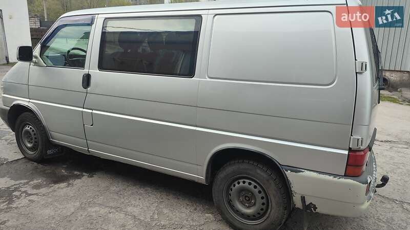 Мінівен Volkswagen Transporter 2003 в Кам'янському
