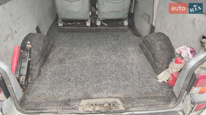 Мінівен Volkswagen Transporter 2003 в Кам'янському