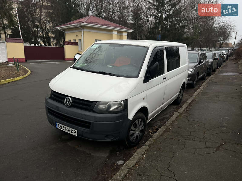 Минивэн Volkswagen Transporter 2010 в Могилев-Подольске