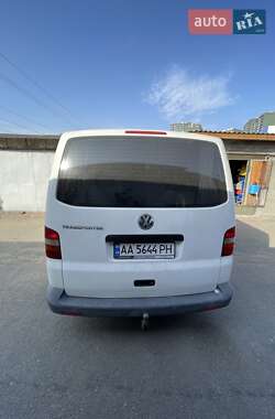 Минивэн Volkswagen Transporter 2005 в 