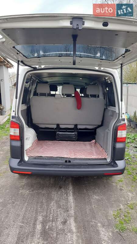 Минивэн Volkswagen Transporter 2015 в Рожище