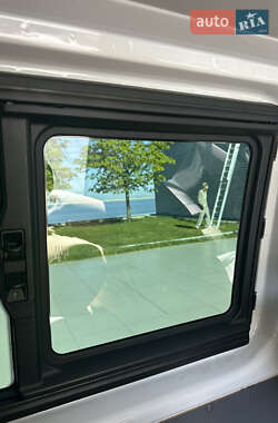 Мінівен Volkswagen Transporter 2021 в 