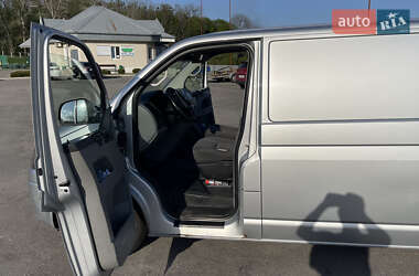 Грузовой фургон Volkswagen Transporter 2013 в 
