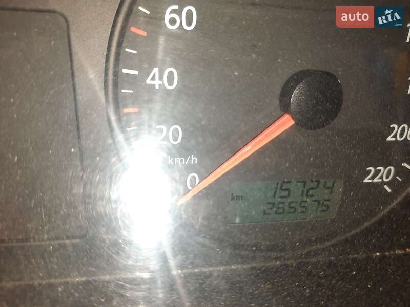 Мінівен Volkswagen Transporter 2003 в Овручі фото 7 Мінівен Volkswagen Transporter 2003 в Овручі