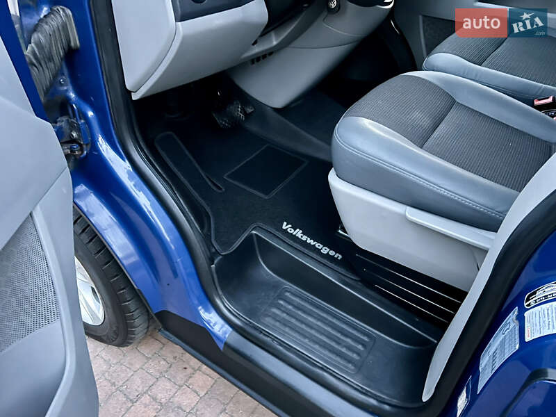 Минивэн Volkswagen Transporter 2012 в Киеве