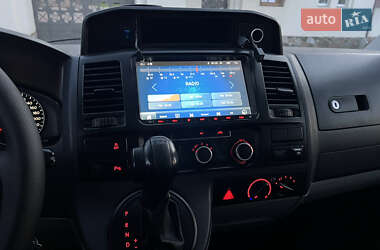 Мінівен Volkswagen Transporter 2012 в 