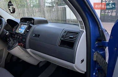 Мінівен Volkswagen Transporter 2012 в 