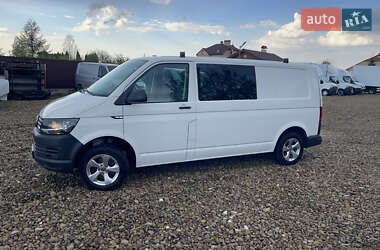 Минивэн Volkswagen Transporter 2017 в 