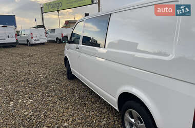 Минивэн Volkswagen Transporter 2017 в 