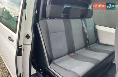 Минивэн Volkswagen Transporter 2017 в 