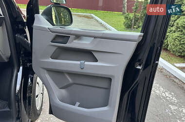 Вантажний фургон Volkswagen Transporter 2021 в 