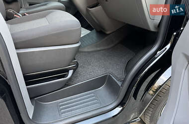 Вантажний фургон Volkswagen Transporter 2021 в 