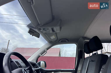 Минивэн Volkswagen Transporter 2015 в 