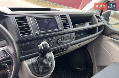 Минивэн Volkswagen Transporter 2015 в 