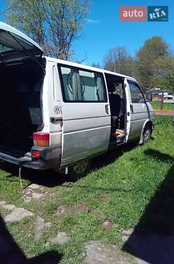 Мінівен Volkswagen Transporter 2000 в 