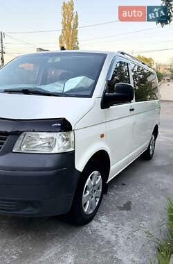 Минивэн Volkswagen Transporter 2004 в 