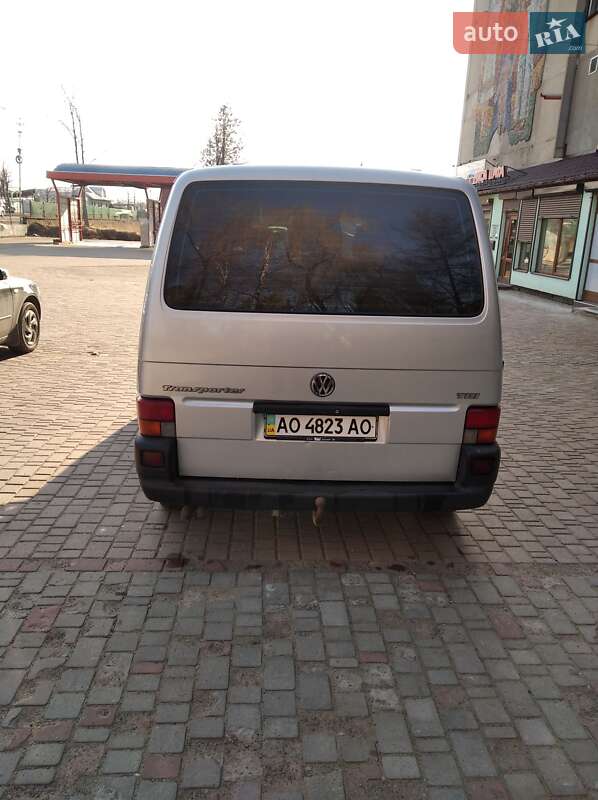Мінівен Volkswagen Transporter 2003 в Долині