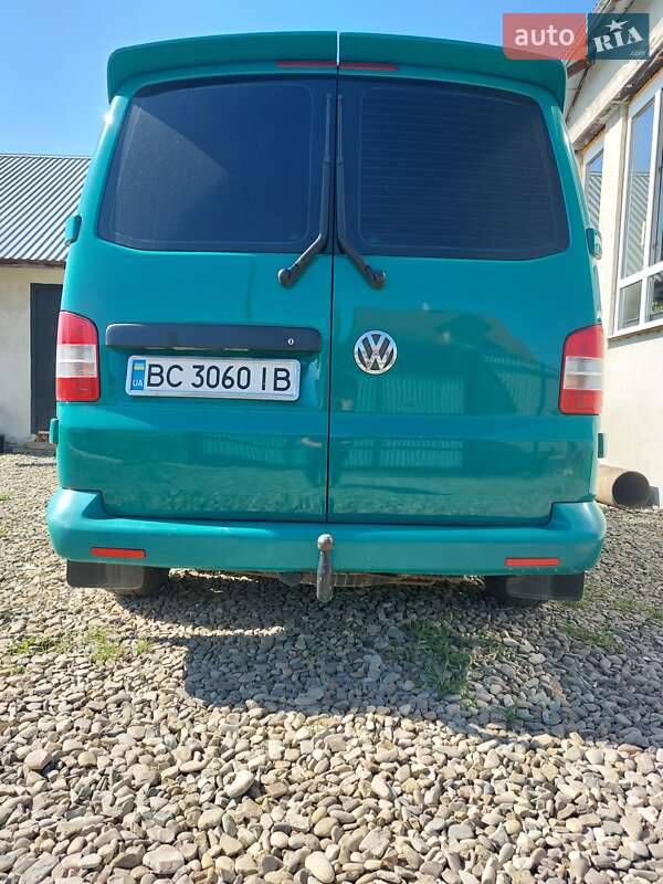 Минивэн Volkswagen Transporter 2004 в Стрые