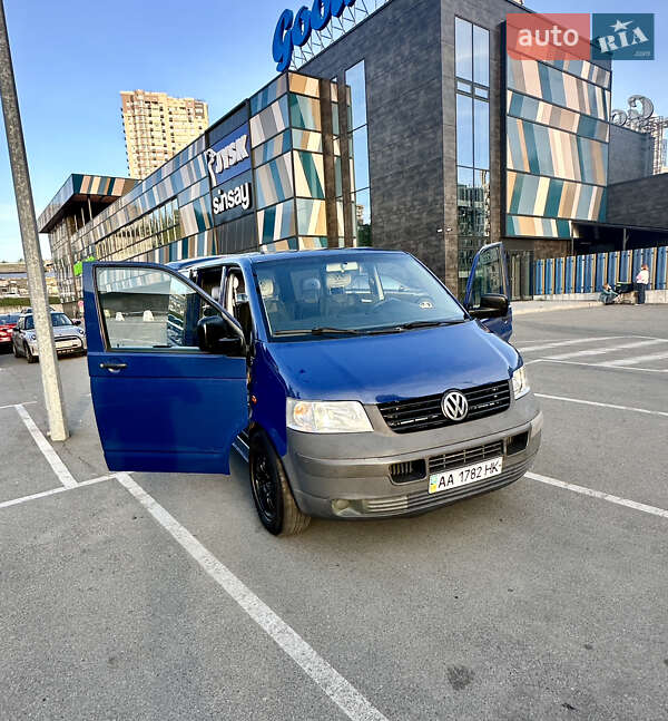Минивэн Volkswagen Transporter 2003 в Киеве
