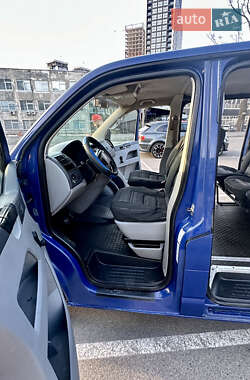 Мінівен Volkswagen Transporter 2003 в 