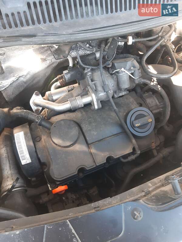 Минивэн Volkswagen Transporter 2008 в Сарнах