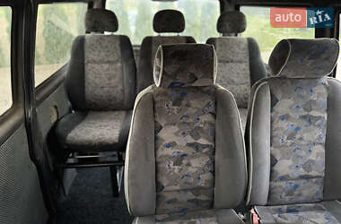 Минивэн Volkswagen Transporter 2002 в 