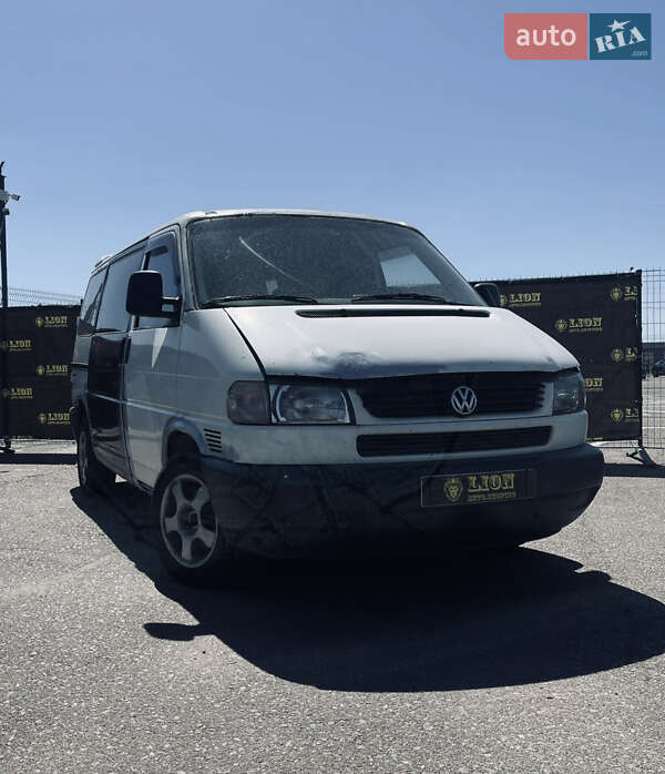 Минивэн Volkswagen Transporter 2001 в 