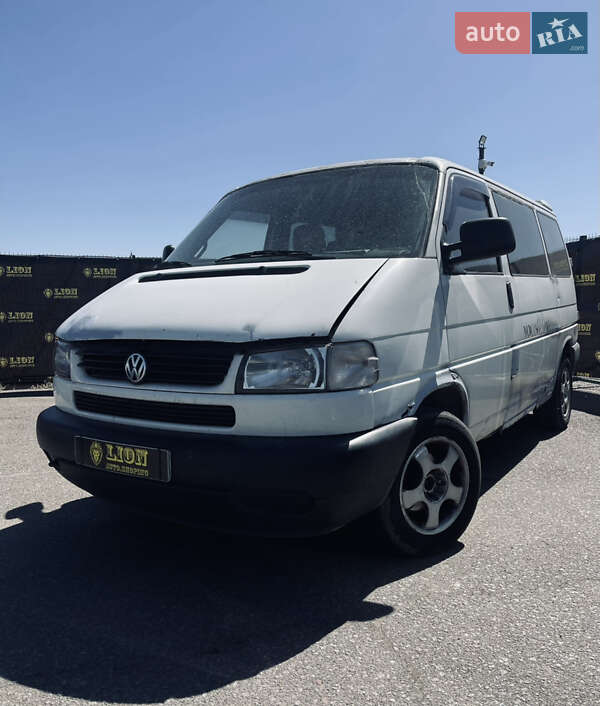 Минивэн Volkswagen Transporter 2001 в Киеве