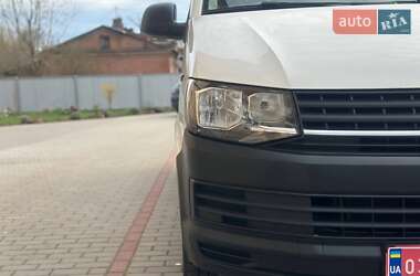 Грузовой фургон Volkswagen Transporter 2017 в 