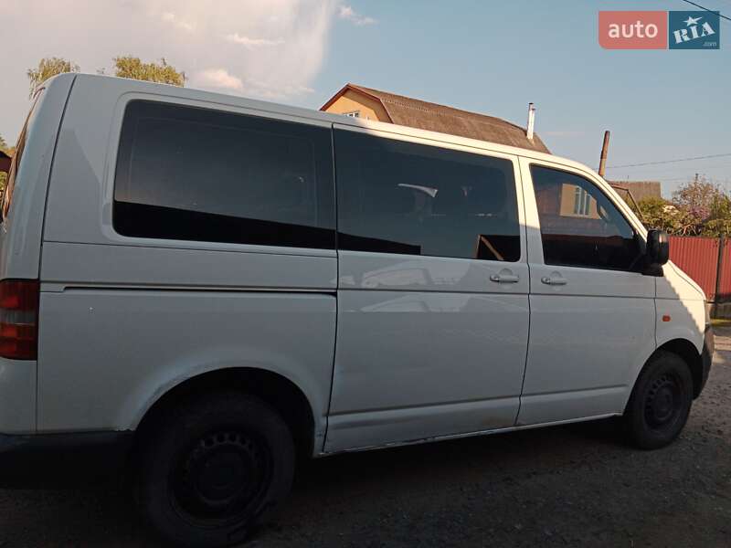 Мінівен Volkswagen Transporter 2004 в Білогір'ї