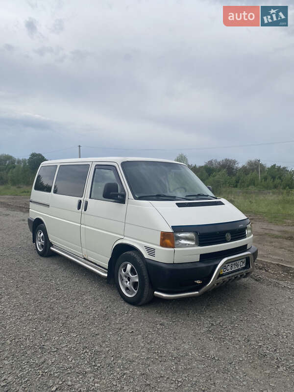 Мінівен Volkswagen Transporter 2001 в 