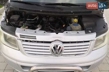 Минивэн Volkswagen Transporter 2004 в 