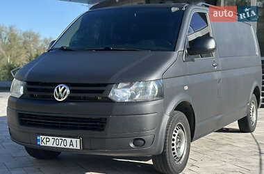 Вантажний фургон Volkswagen Transporter 2010 в 